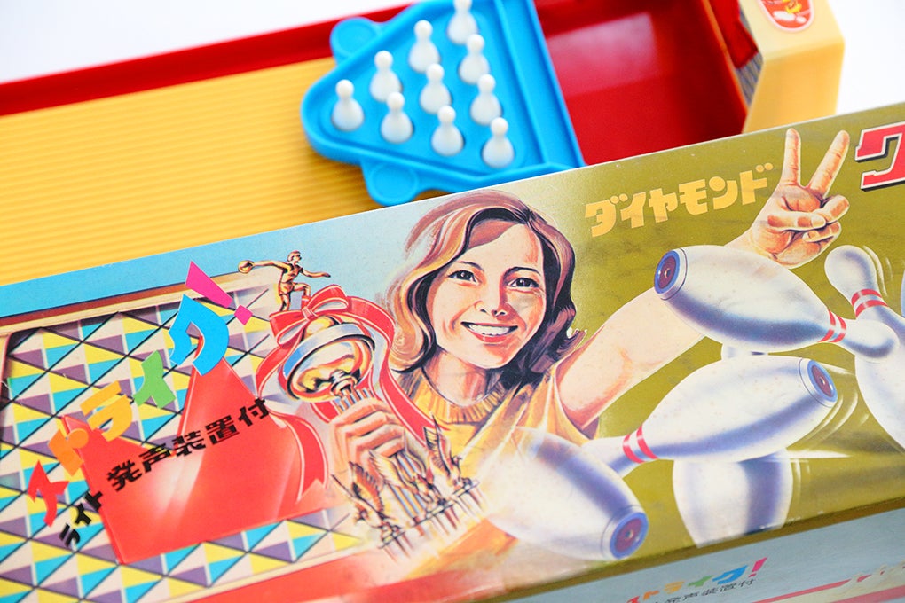 ヨネザワのデラックスなボーリングゲームは音と光の演出！！（動画アリ