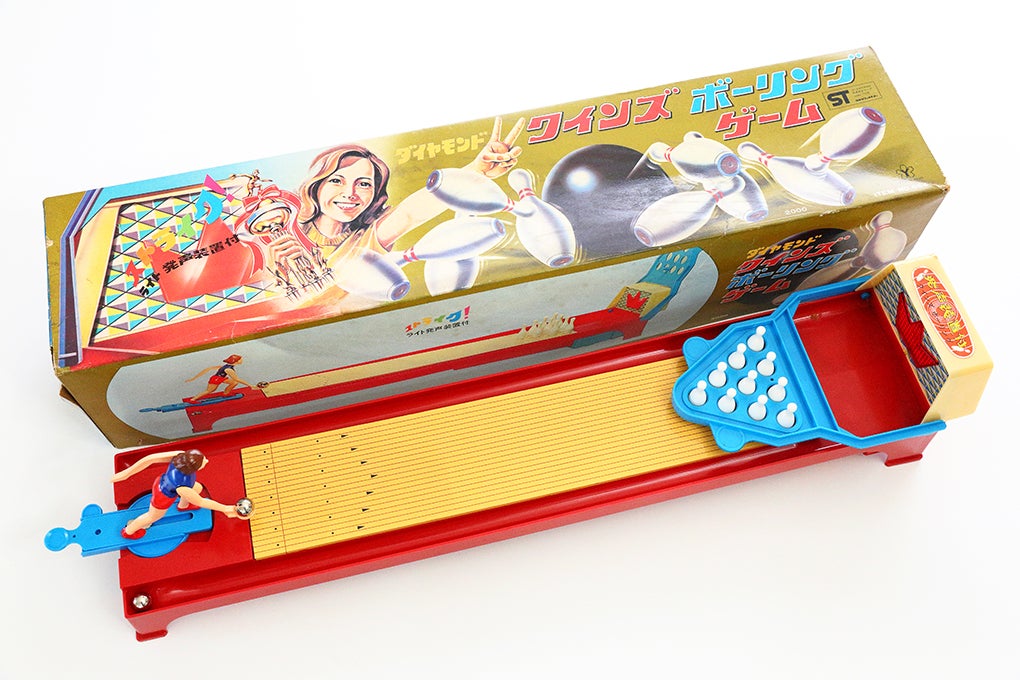 ヨネザワのデラックスなボーリングゲームは音と光の演出！！（動画アリ