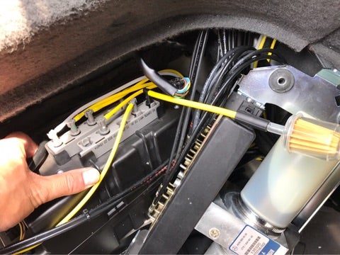 ベンツSL バリオルーフ作動不良 エアポンプ交換 | m-1 CAR FACTORY