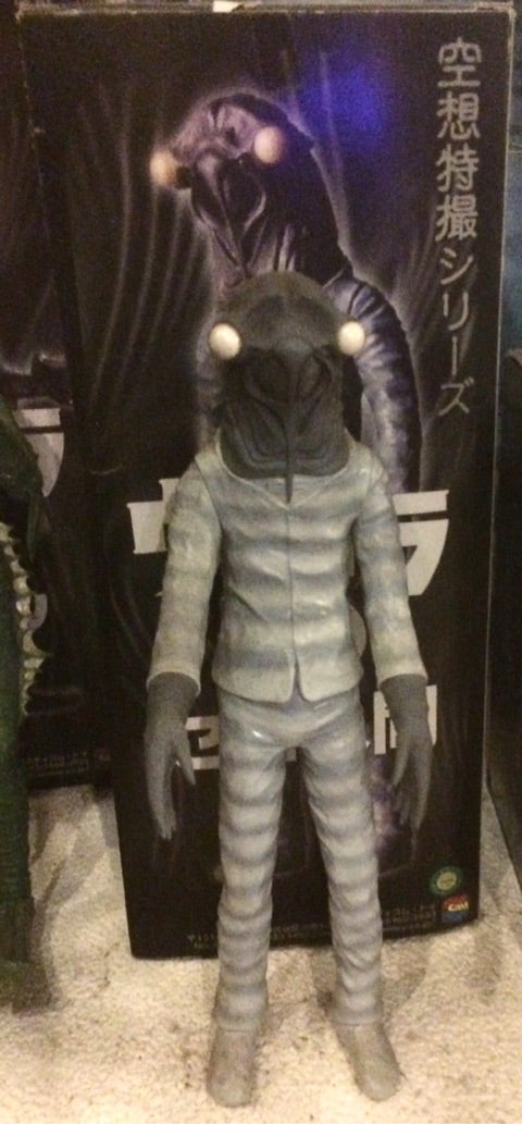 ウルトラQに出て来たセミ人間の寿命は1週間？？ | 伊豆高原「怪しい