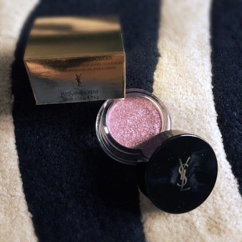 YVES SAINT LAURENT・COUTURE HOLOGRAM POWDER 54 | LOVE LIFE