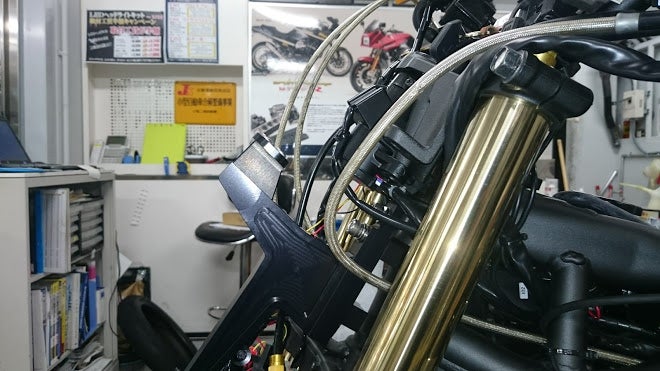 ZRX1200DAEG Dr.SUDA フレームマウントカウルステー | 帰って来たtossy