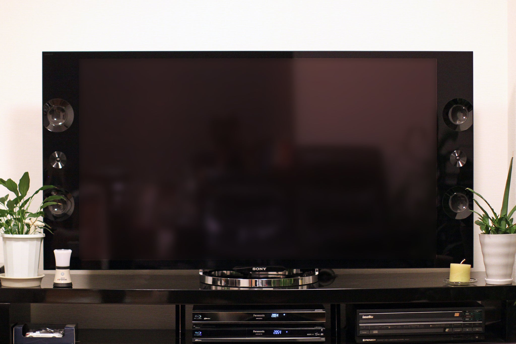 SONY ブラビア KD-55X9200A | Maxi Motor Magazine