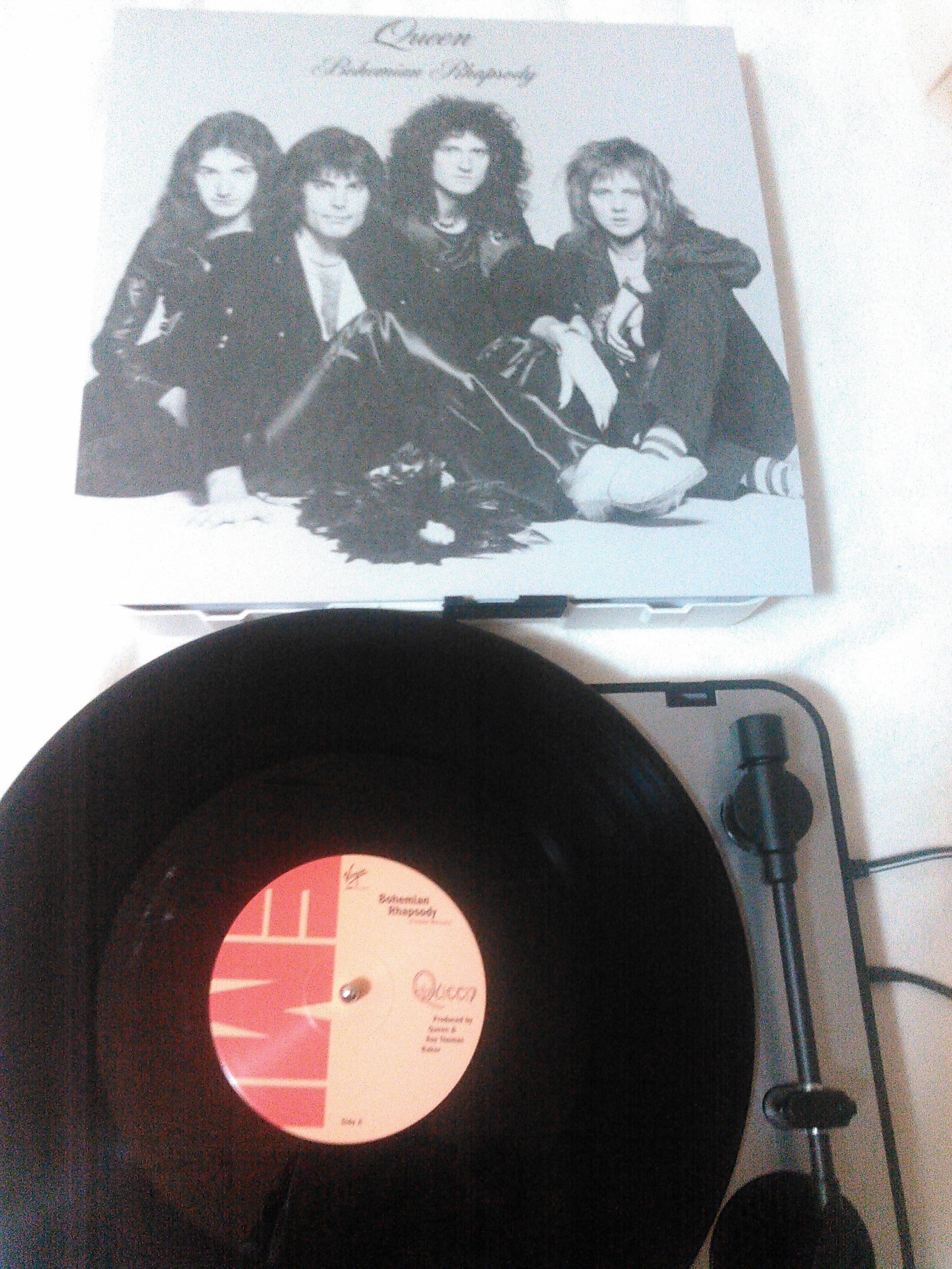 総括】初心者向けQueenレコード講座 | AとBの溝が埋まるまで