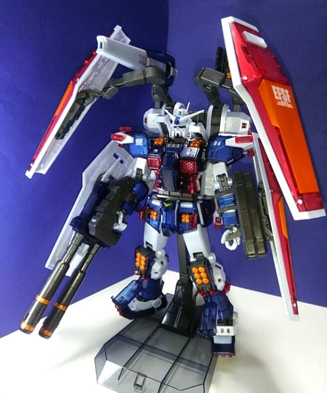 フルアーマーガンダム ハーフメカニカルクリア 出来上がりィ