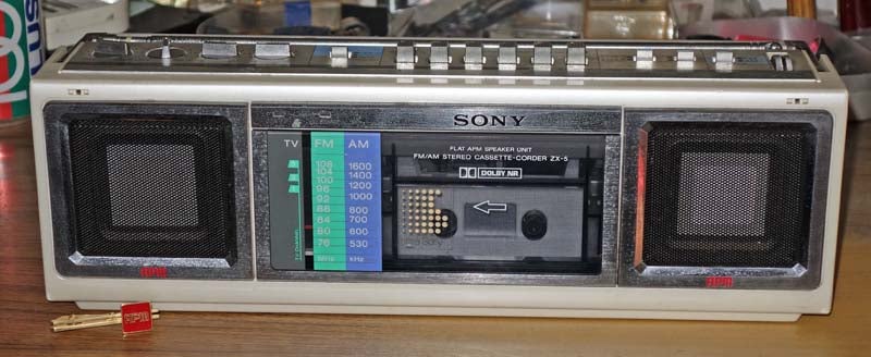 ソニーのラジカセ：ZX-5 | じんけいの修理日記