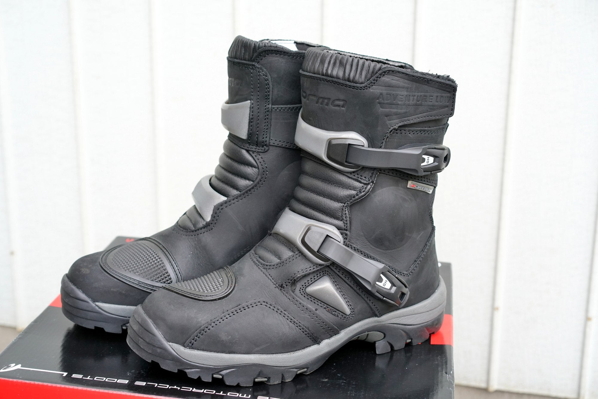 オフロードブーツ ｢Forma Adventure LOW 