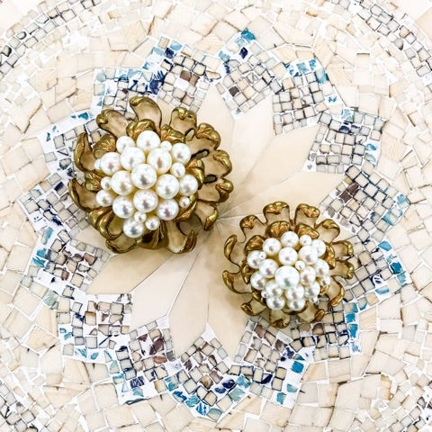 樹脂に金・銀彩の乱菊ブローチ！ | 10年以上も飽きないアクセサリー in