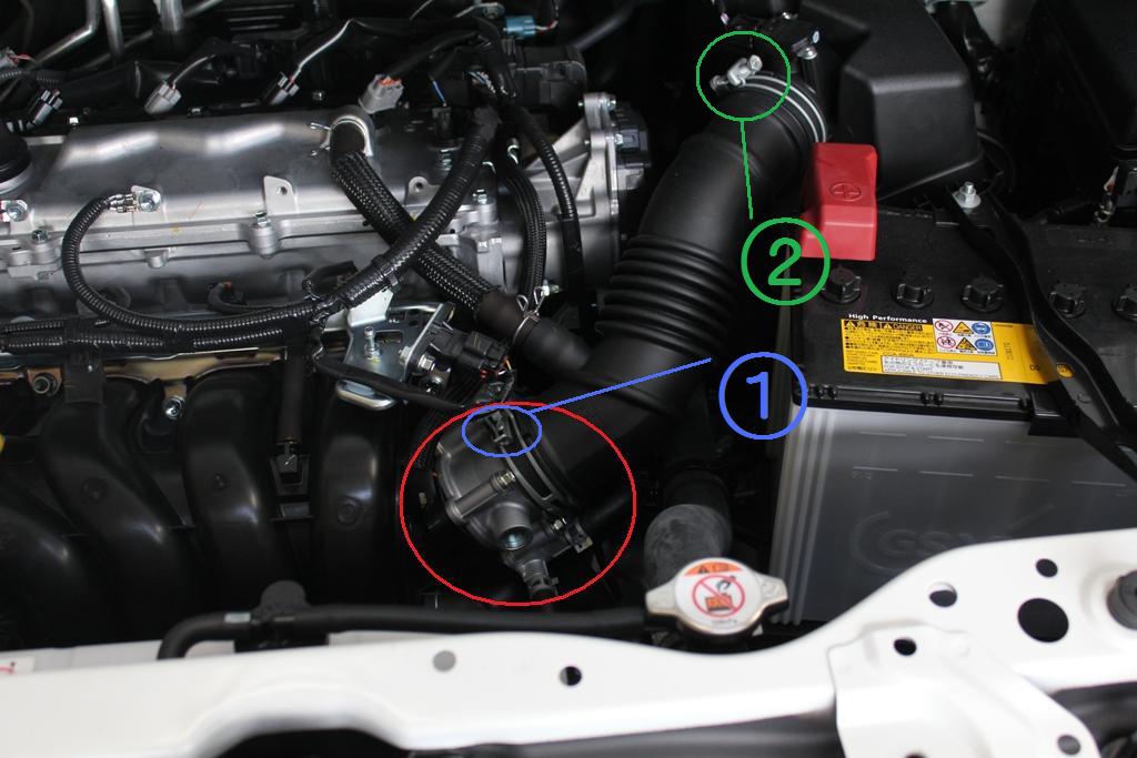 スロットルスペーサー ヴォクシー80後期デモカーへ装着でーす