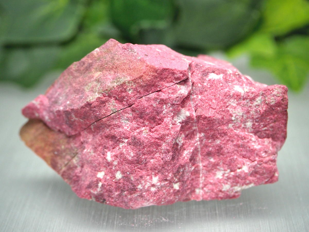 ノルウェー産 チューライト【桃簾石】結晶原石 | 天然石と