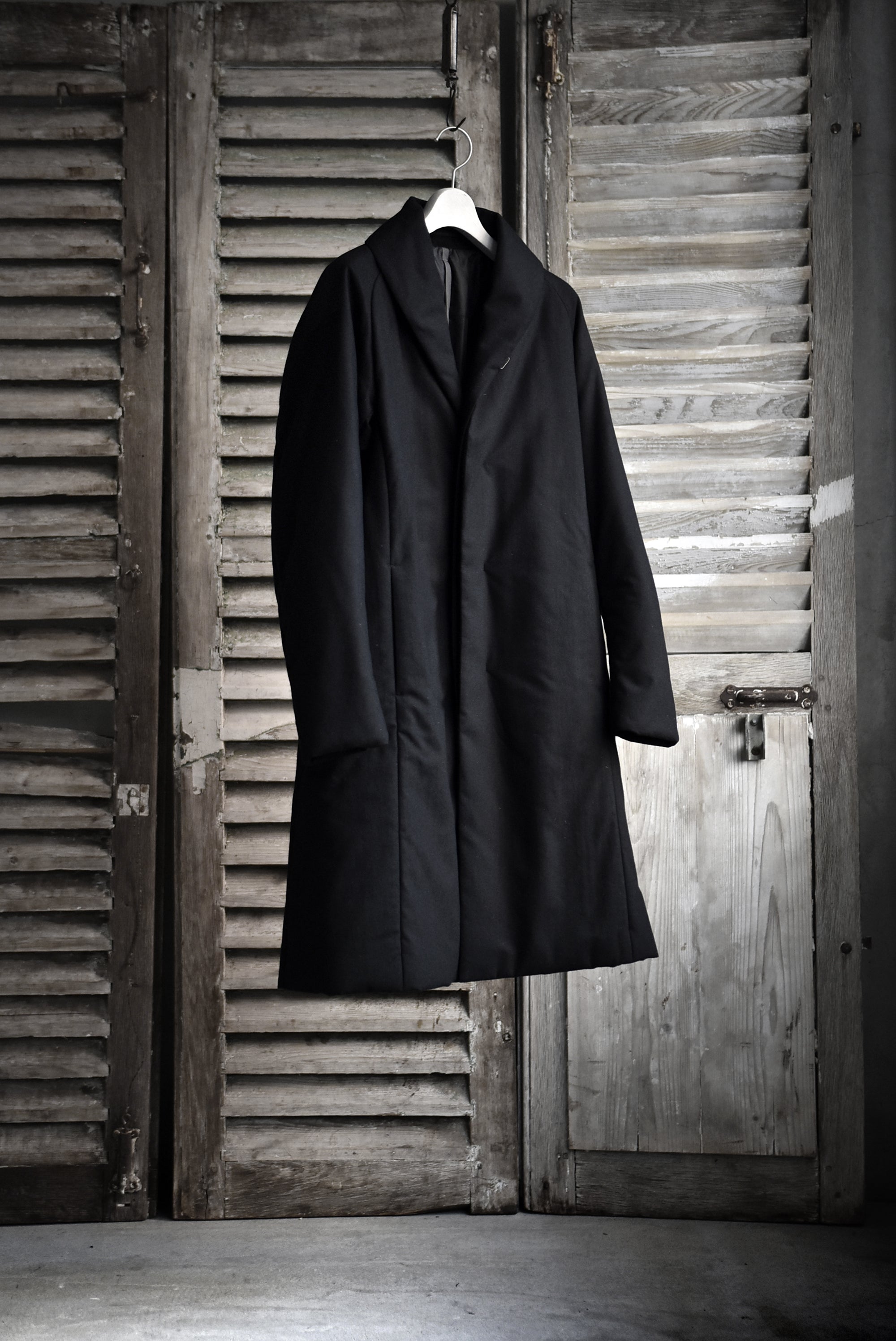 KAZUYUKI KUMAGAI ATTACHMENT 高品質且つデザイン性を追求したアウター