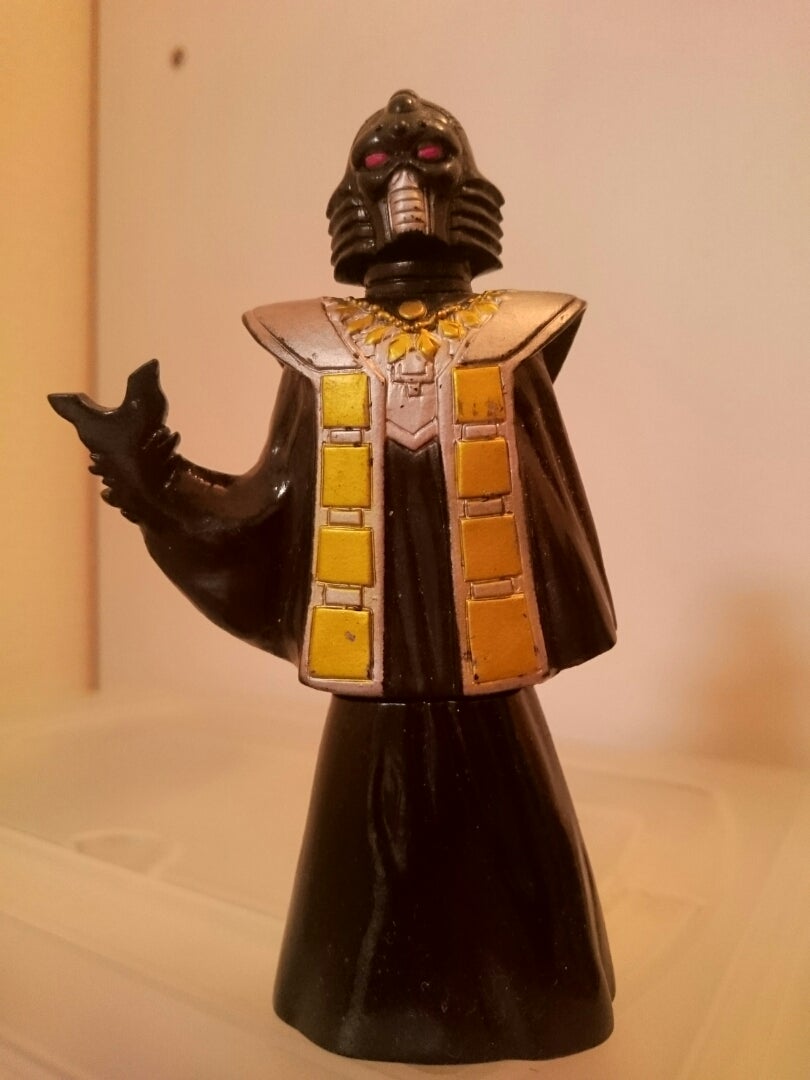 ヘルサターン総統 | 三楽齋の部屋