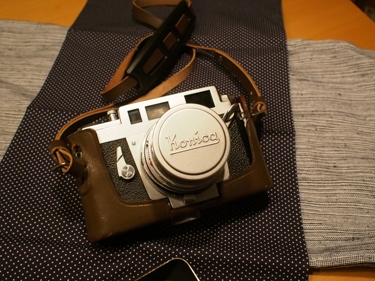 珠玉の名機・コニカⅢA～日本的カメラにおける美学の最高峰 | 山と料理