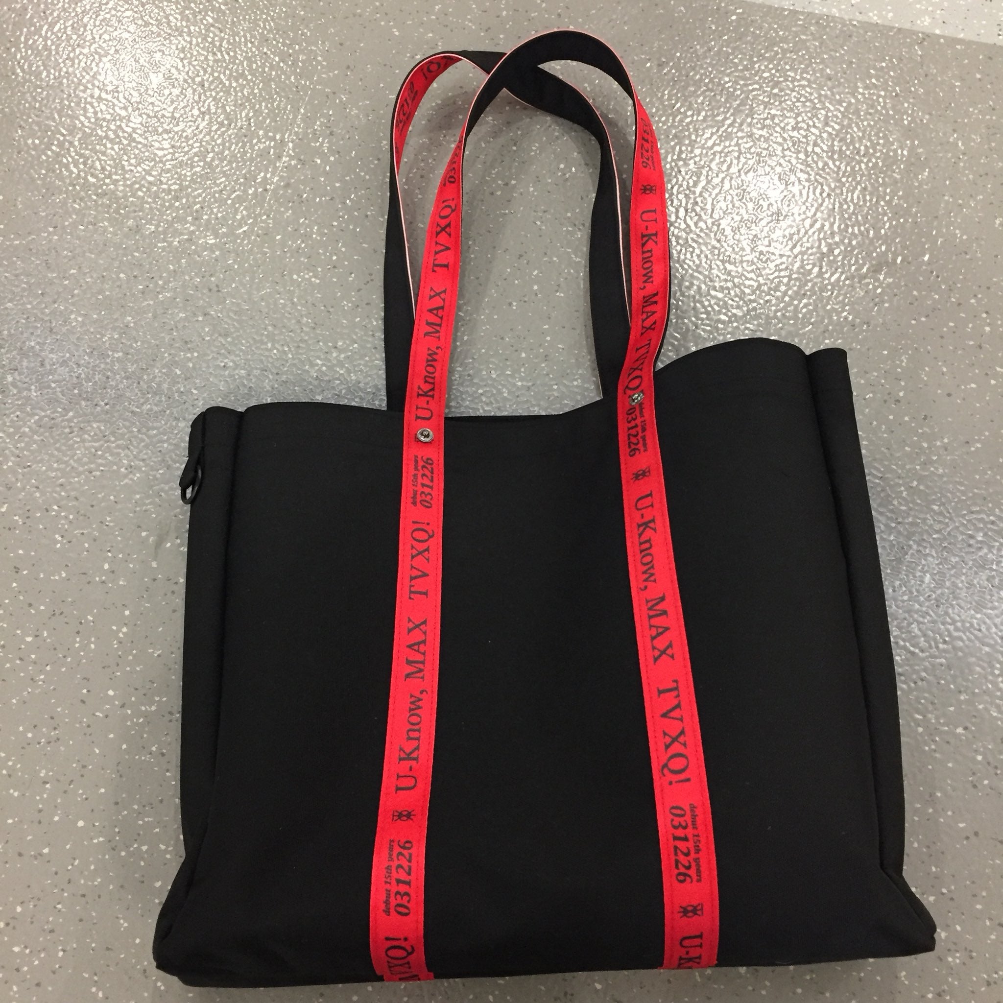 東方神起 15周年記念バッグがすごくいいとか！！ | 東方神起