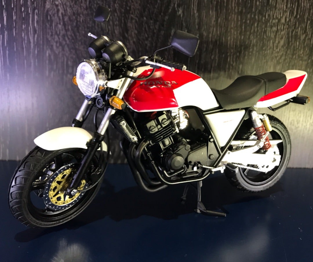 アオシマ1/12「ホンダCB400SF」完成 | たけざくのプラモ