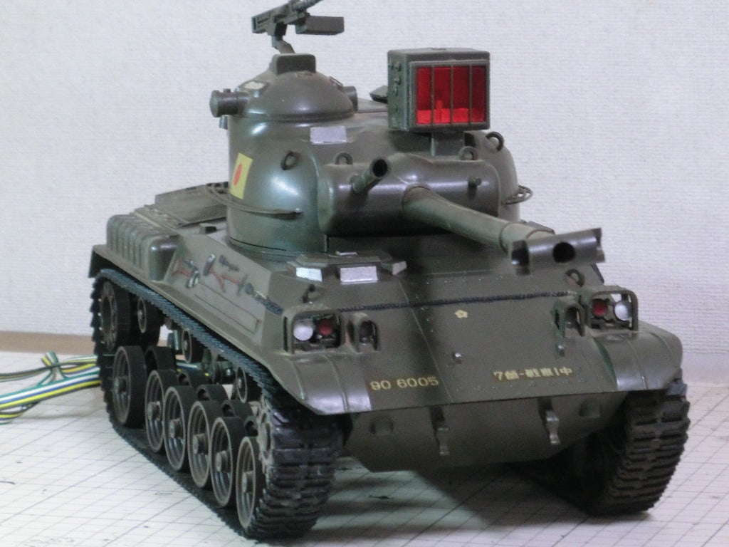 モスラ対ゴジラ」で使用された戦車模型は、 | 「模型探偵団」明石小