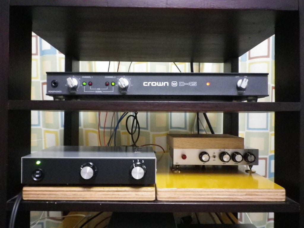 動作未確認⁄希少Crown D-45 パワーアンプ 海外プラグ ジャンク 動作