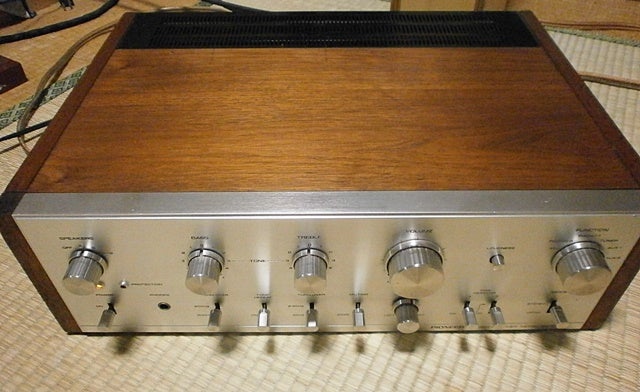 PIONEER プリメインアンプ SA-710 の修理（1） | 音楽と何でも手作り