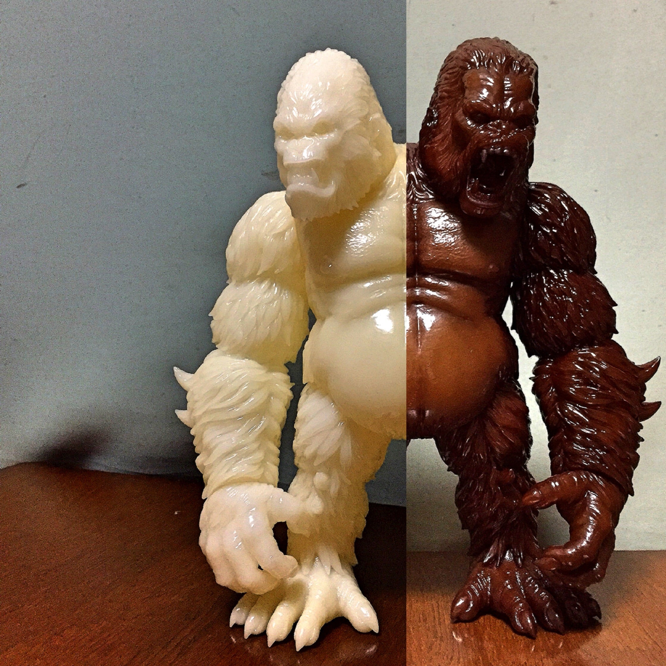 香港ソフビイベント限定 planetXasia製 蓄光デスゴライアソンを染める