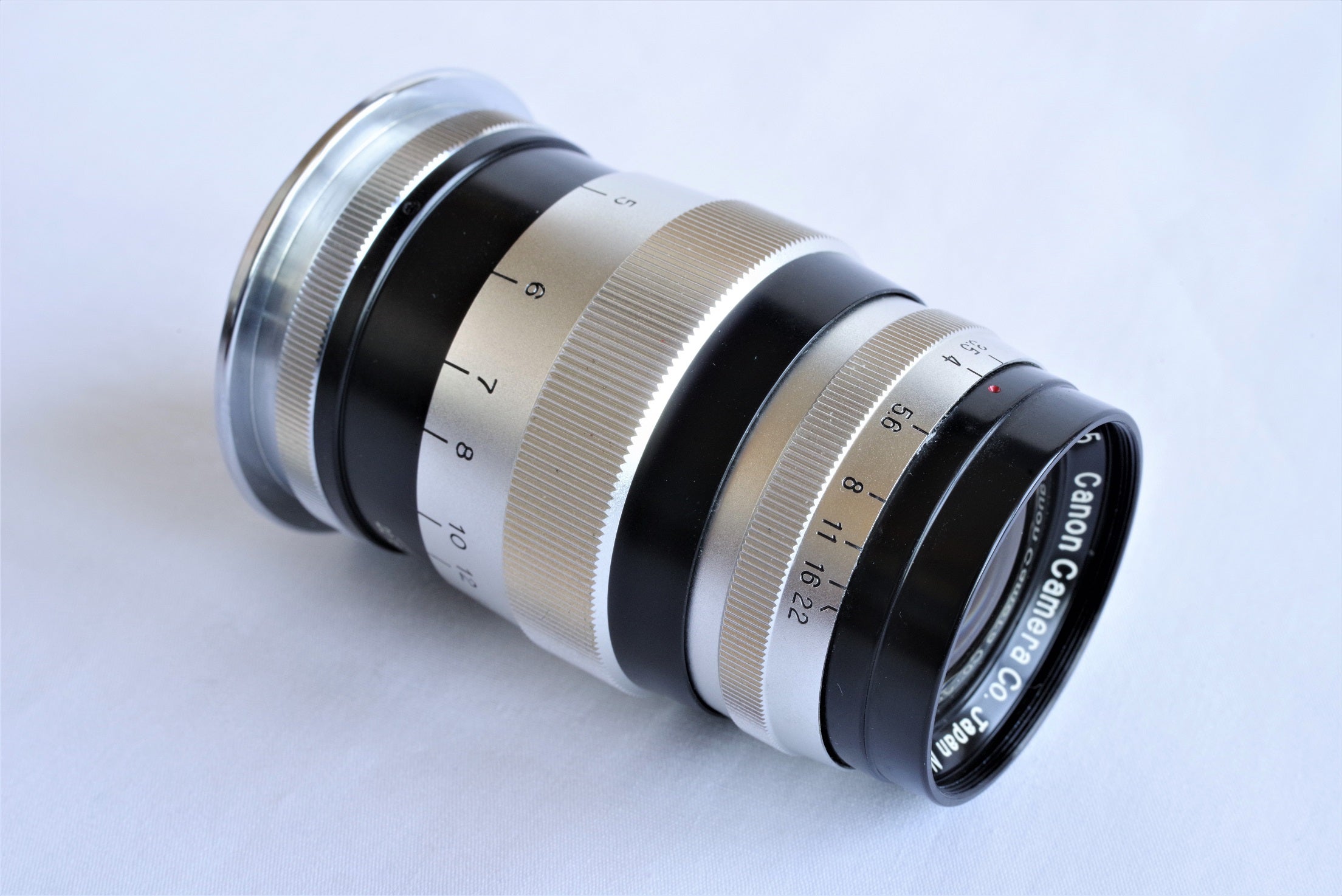 Canon 100mm F3.5 II (Lマウント）- 造りの良さが際立つ超コンパクトな