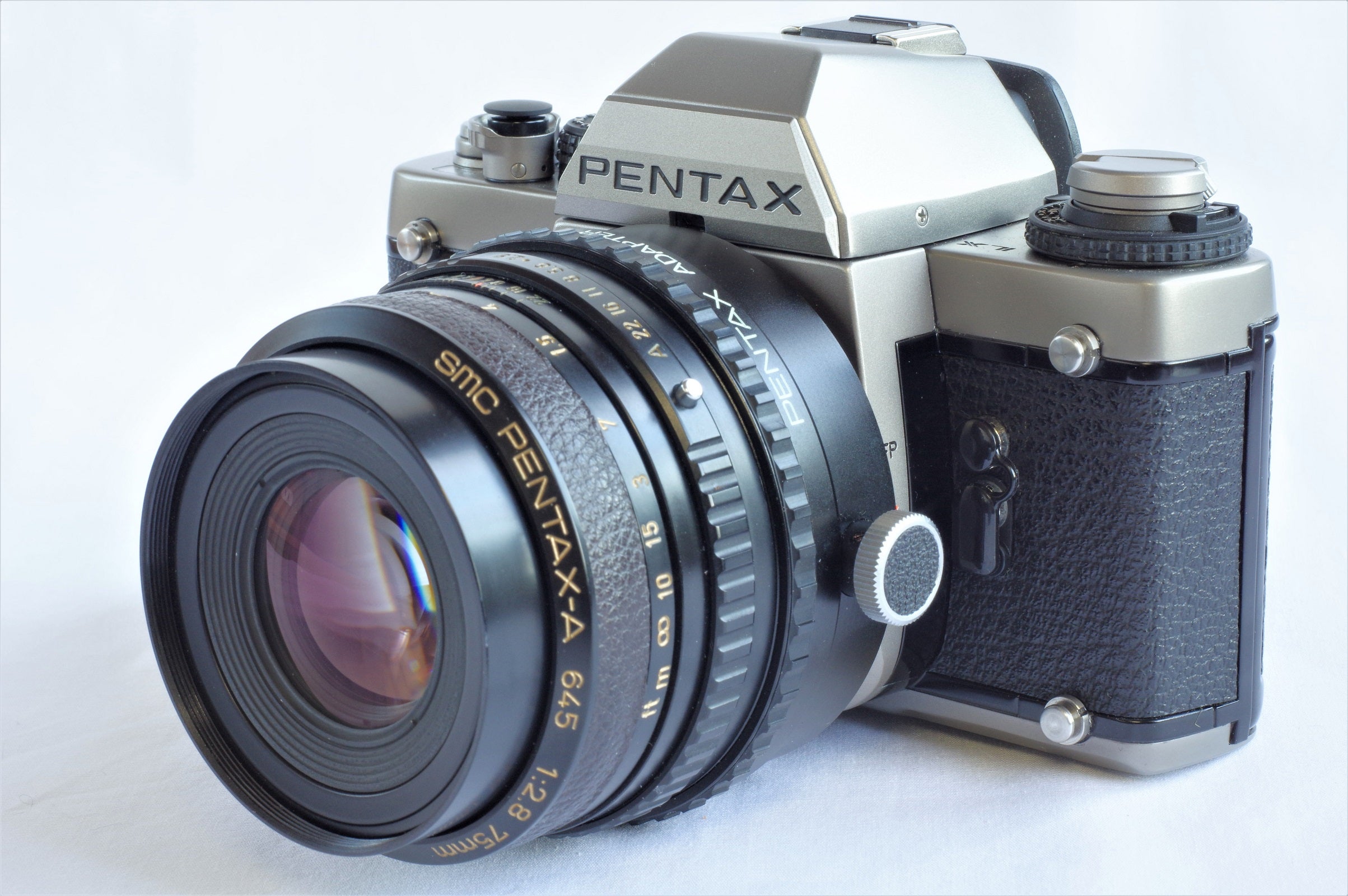 smc PENTAX-A645 75mm F2.8 Japan - 漆塗装645とセット | はなはなの