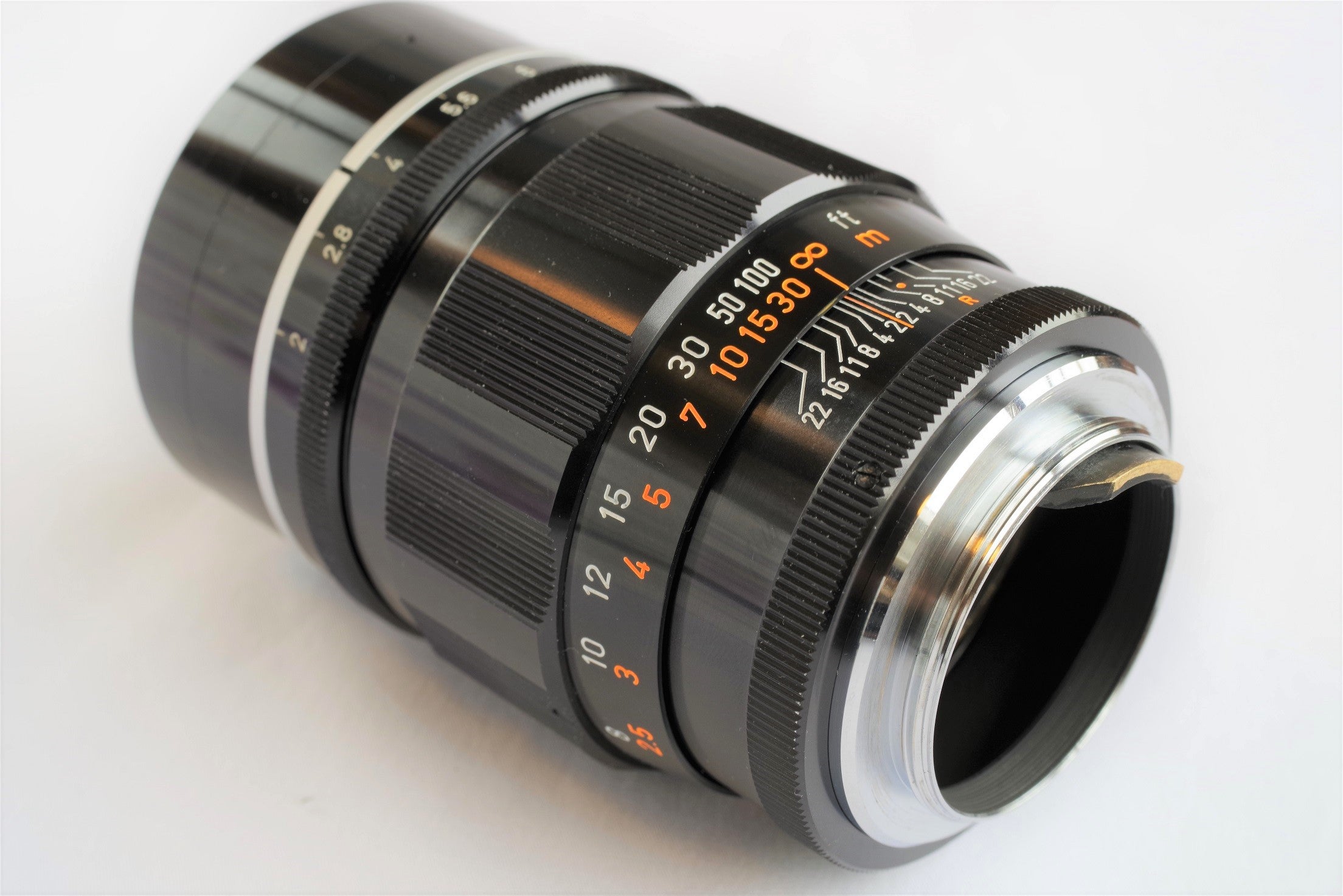 Canon 100mm F2 (Lマウント） - 大口径のレンジファインダー用中望遠