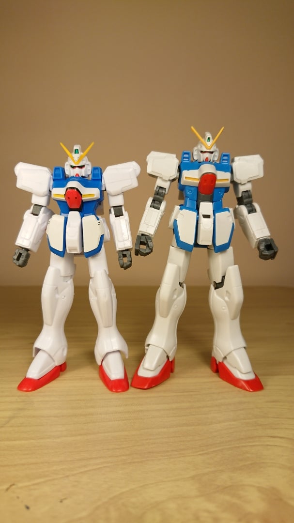 HGUC&旧キット Vガンダム スタイル比較 | にすけのいじくりブログ☆