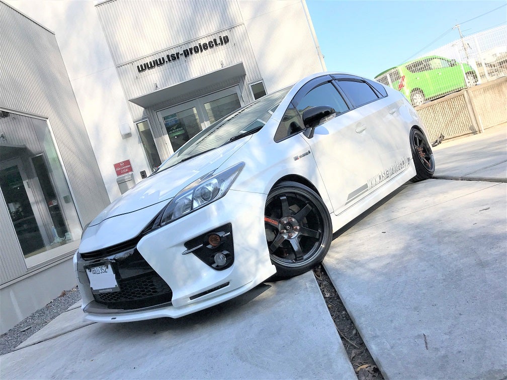 30プリウス×アクスル交換】O様 プリウスG's ホイール ＆ アクスル交換