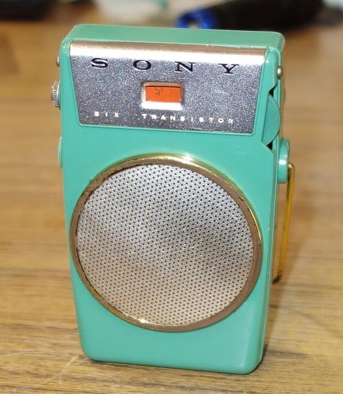 黎明期のトランジスターラジオ SONY TRー610 黎明期のトランジスター