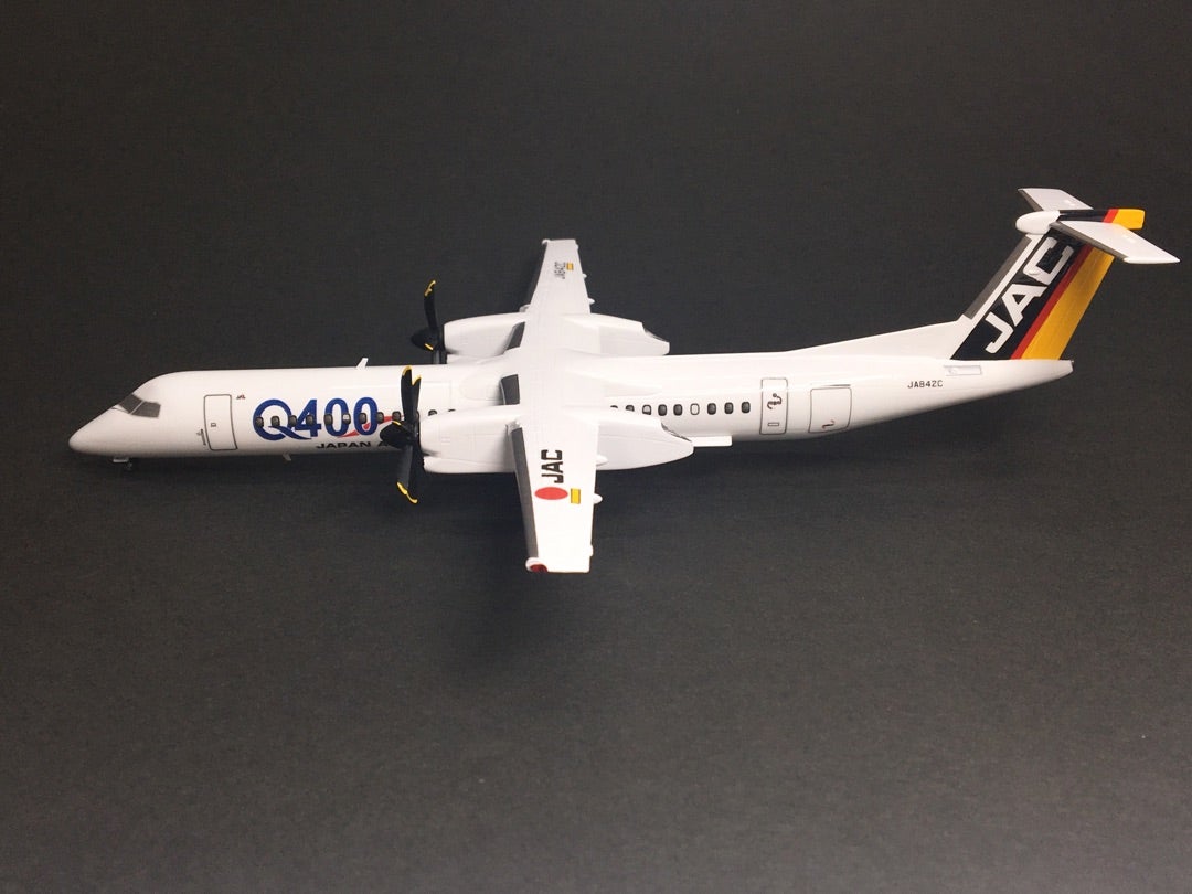 1/144 JAC ボンバルディアDHC-8-Q400 | 黒猫模型工房