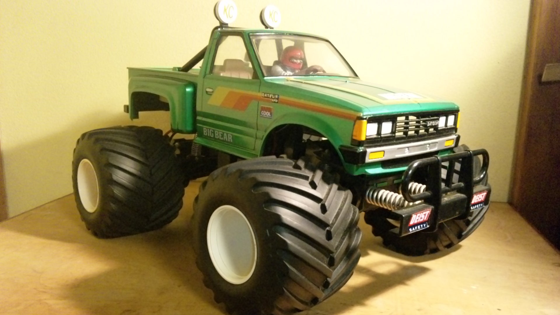 DATSUN BIG BEAR | 四駆野郎の秘密基地