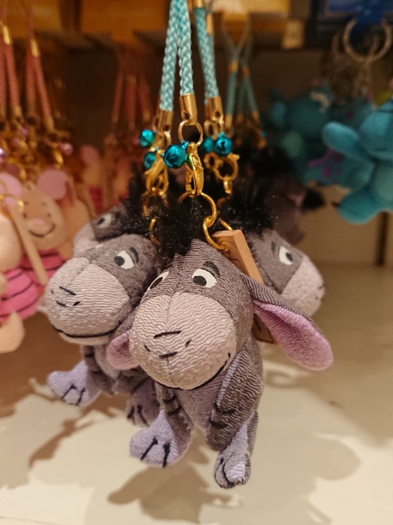 ちりめん風！プーさんと仲間たちの根付ストラップ新発売♡ | 東京