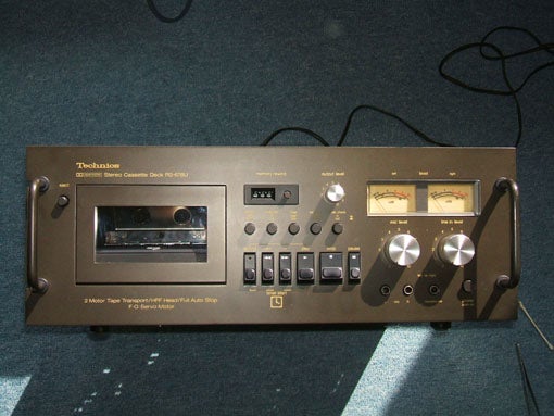 Technics RS-678U | 古いオーディオたち と 写真