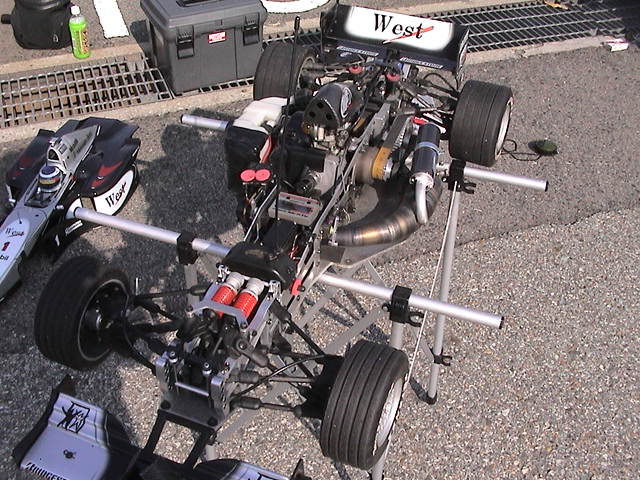 FG 1/5 ガソリン F1 Competition McLaren MP4-13 ミカ・ハッキ | すか