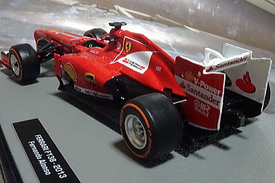 昨日発売 F1マシンコレクション76号はアロンソ選手のフェラーリF138