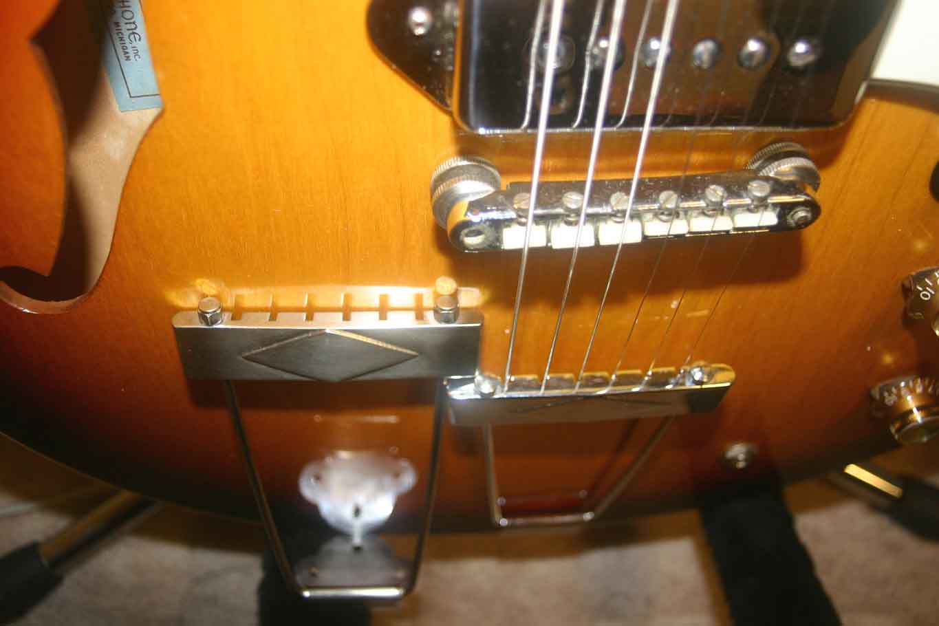 Casinoテールピースの仕様の違い | sugijohnのブログ