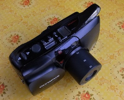 OLYMPUS μ[mju:]、μ[mju:] ZOOM PANORAMA | がらくたカメラで遊ぼ