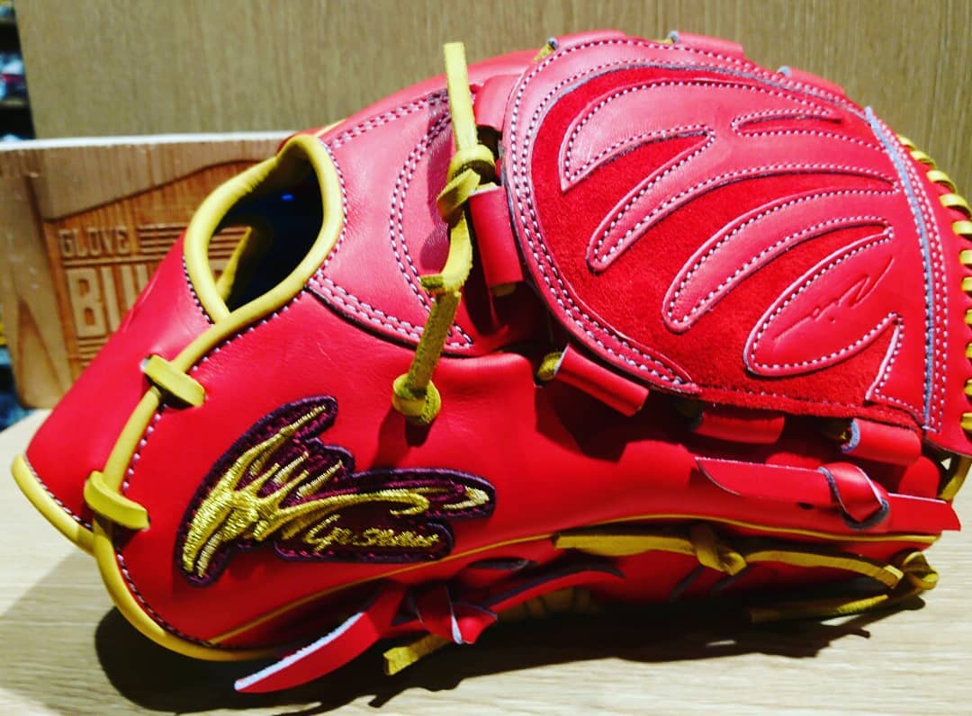 山本由伸投手も使用する【アイピーセレクト】アルモニーア投手用グラブ