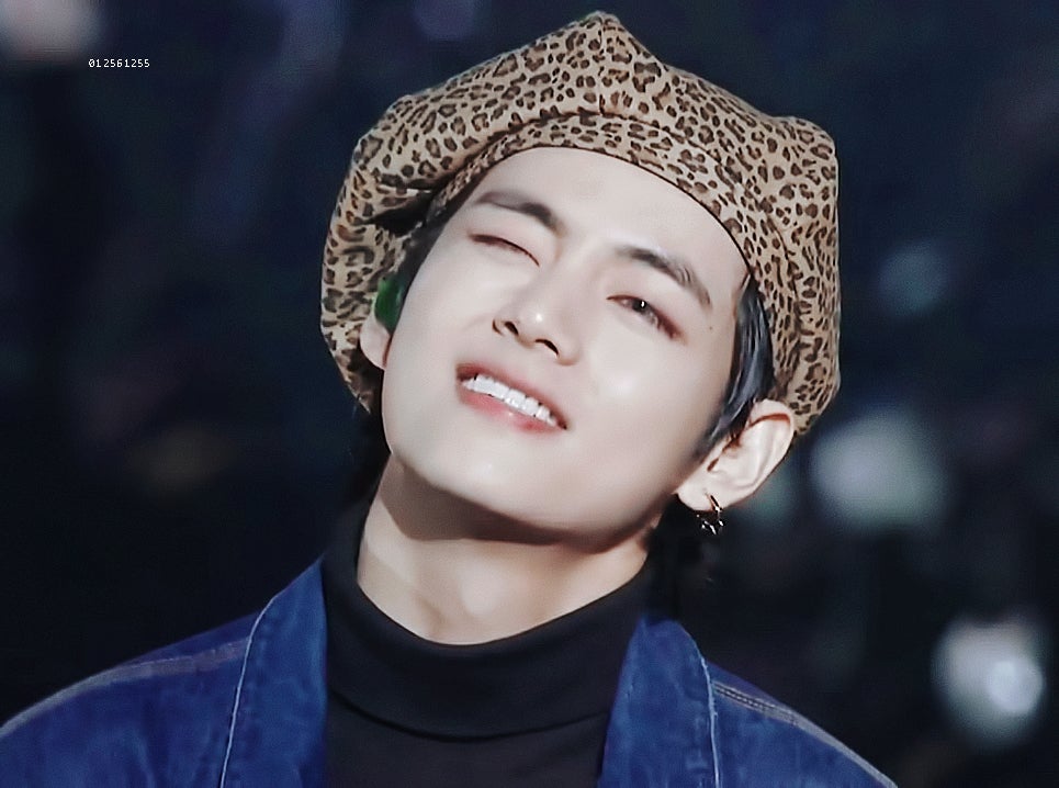 BTS♡MAGIC SHOP大阪店1日目♡テテとナムさんVライブ♡公式Twitter