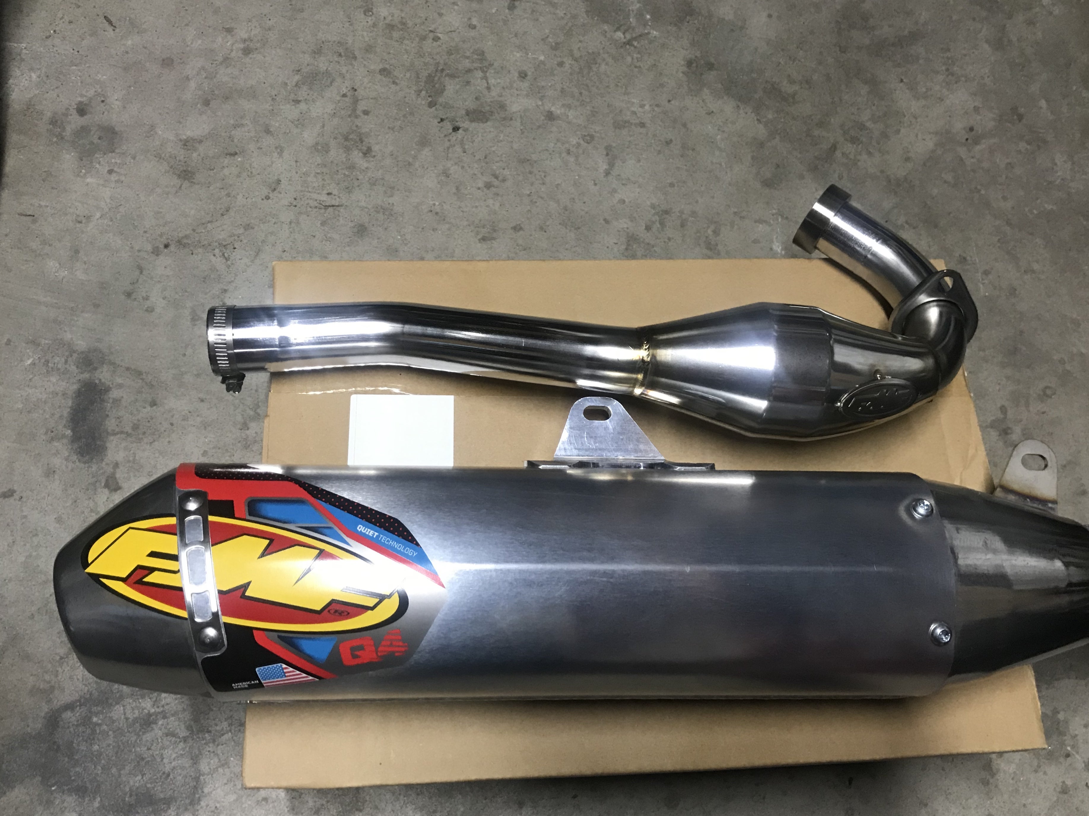 DトラッカーX Q4メガボム取り付け | クロベエの工作日記