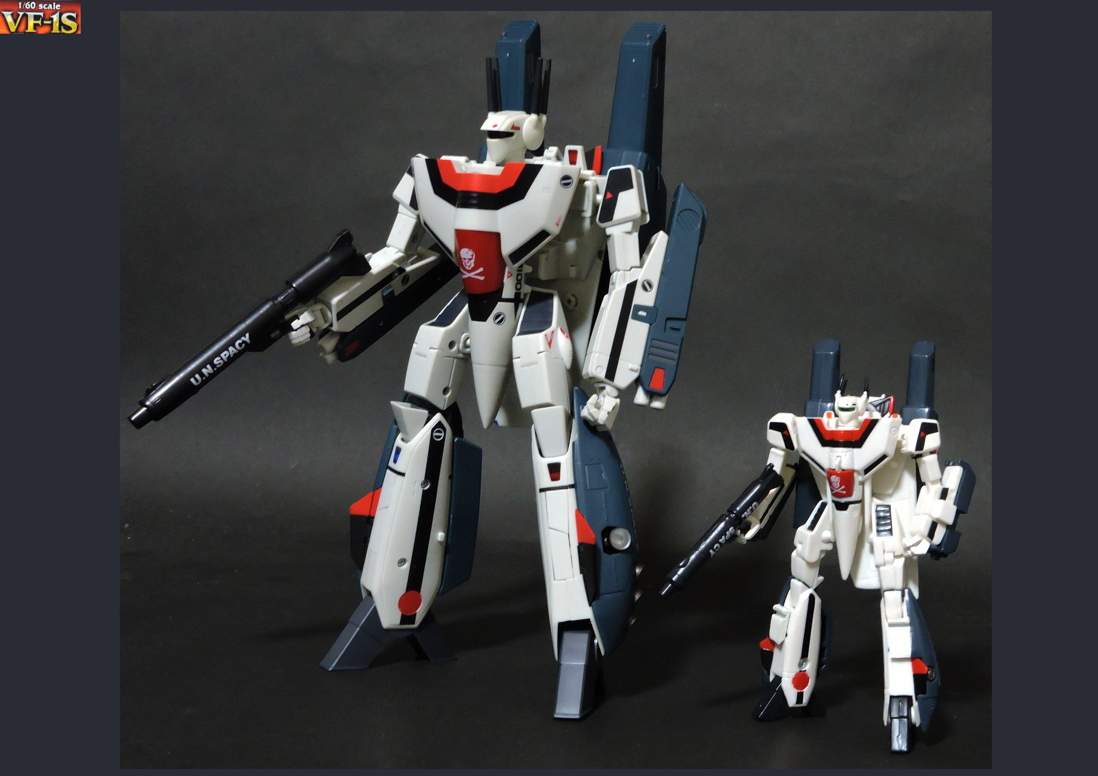 YAMATO 超時空要塞マクロス 1/60完全変形VF-1S一条輝機 その1比較