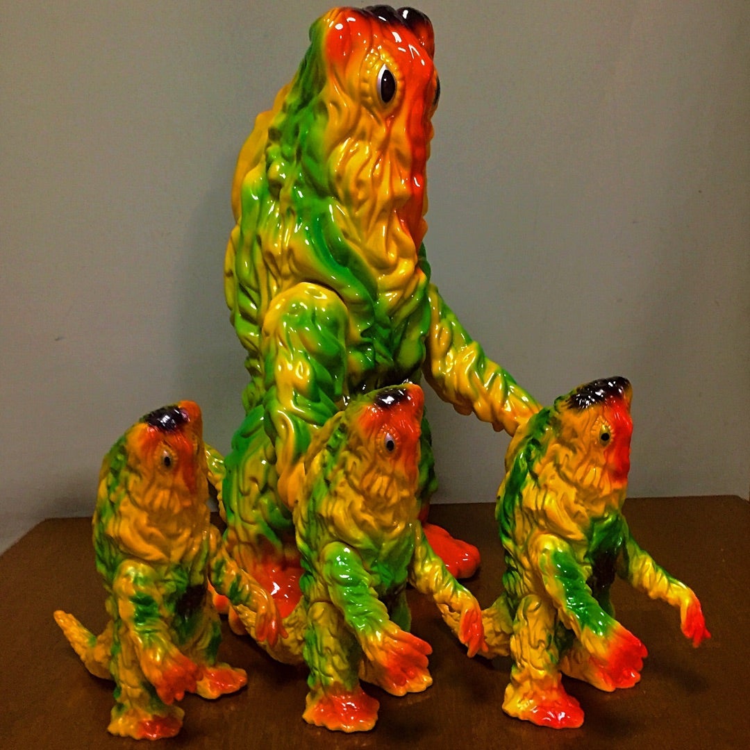 スタンダード三種のヘドラと巨大DX版ヘドラ | 怪獣玩具とカタナと