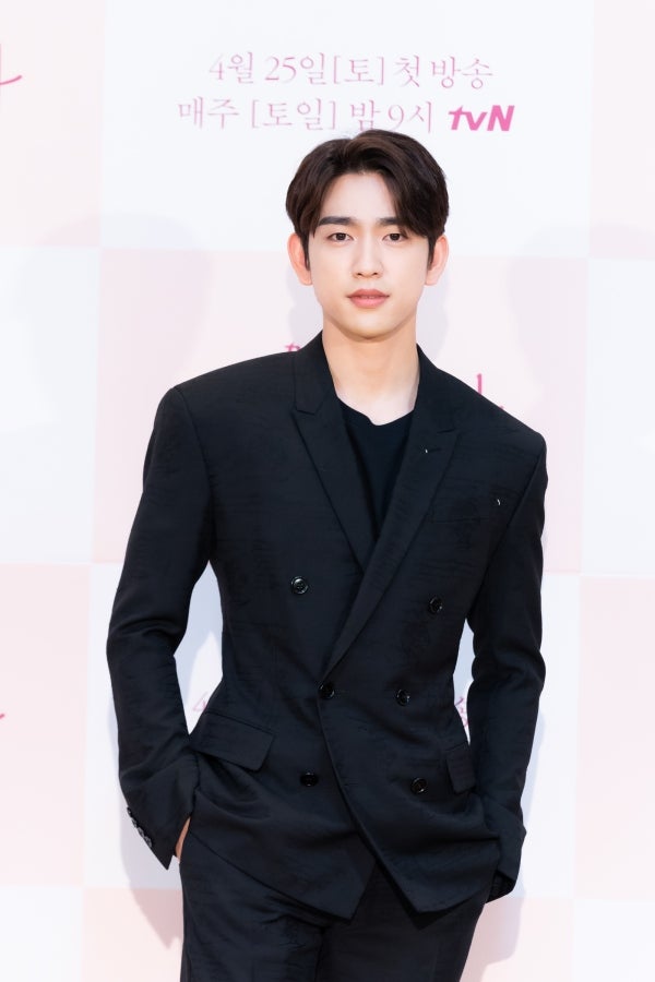 ジニョン「花様年華」制作発表会 | ねこたろうBAMのベンベンブログ2