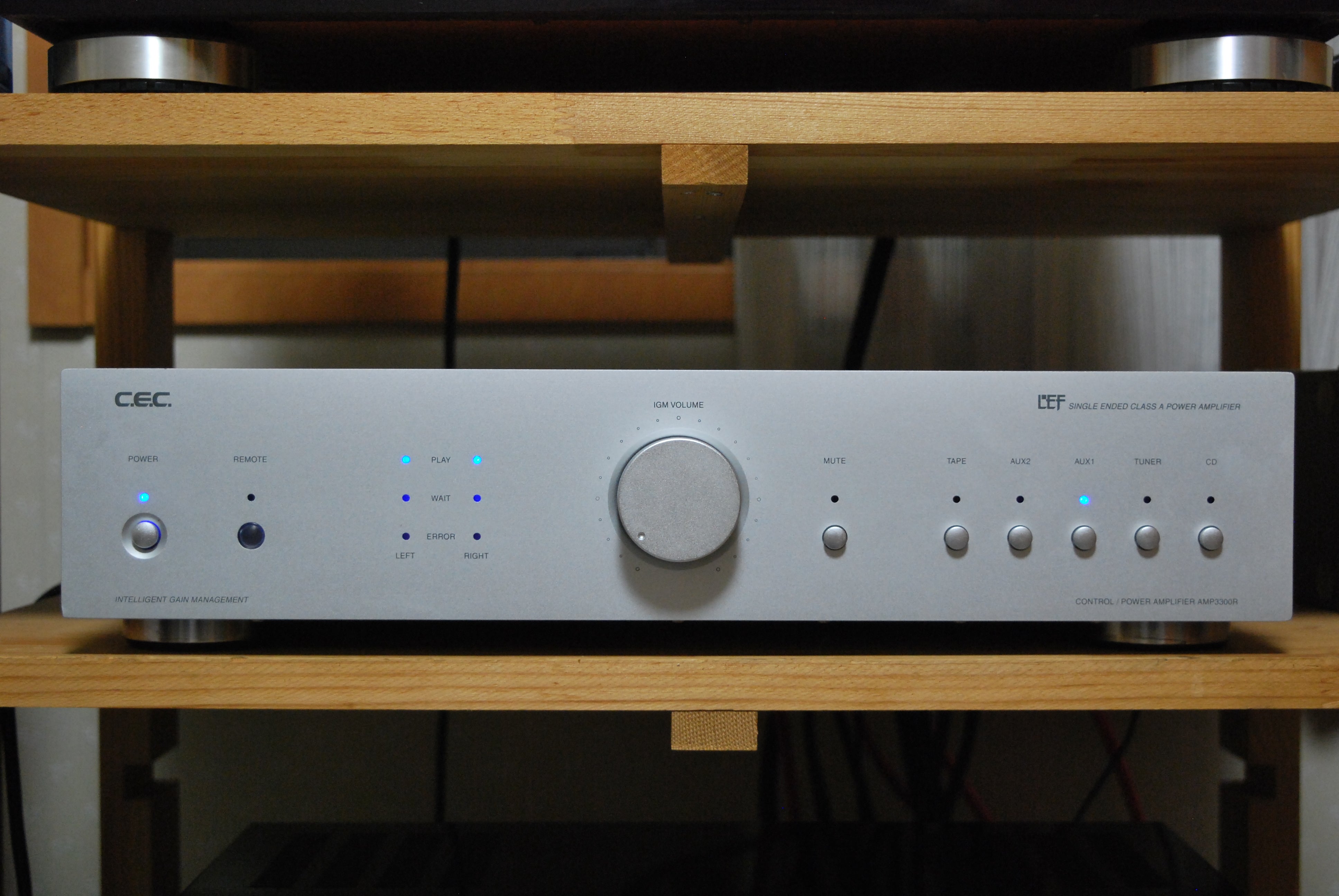 CAUTION C.E.C プリメインアンプAMP3300R C.E.C. : AMP3300R - 中古