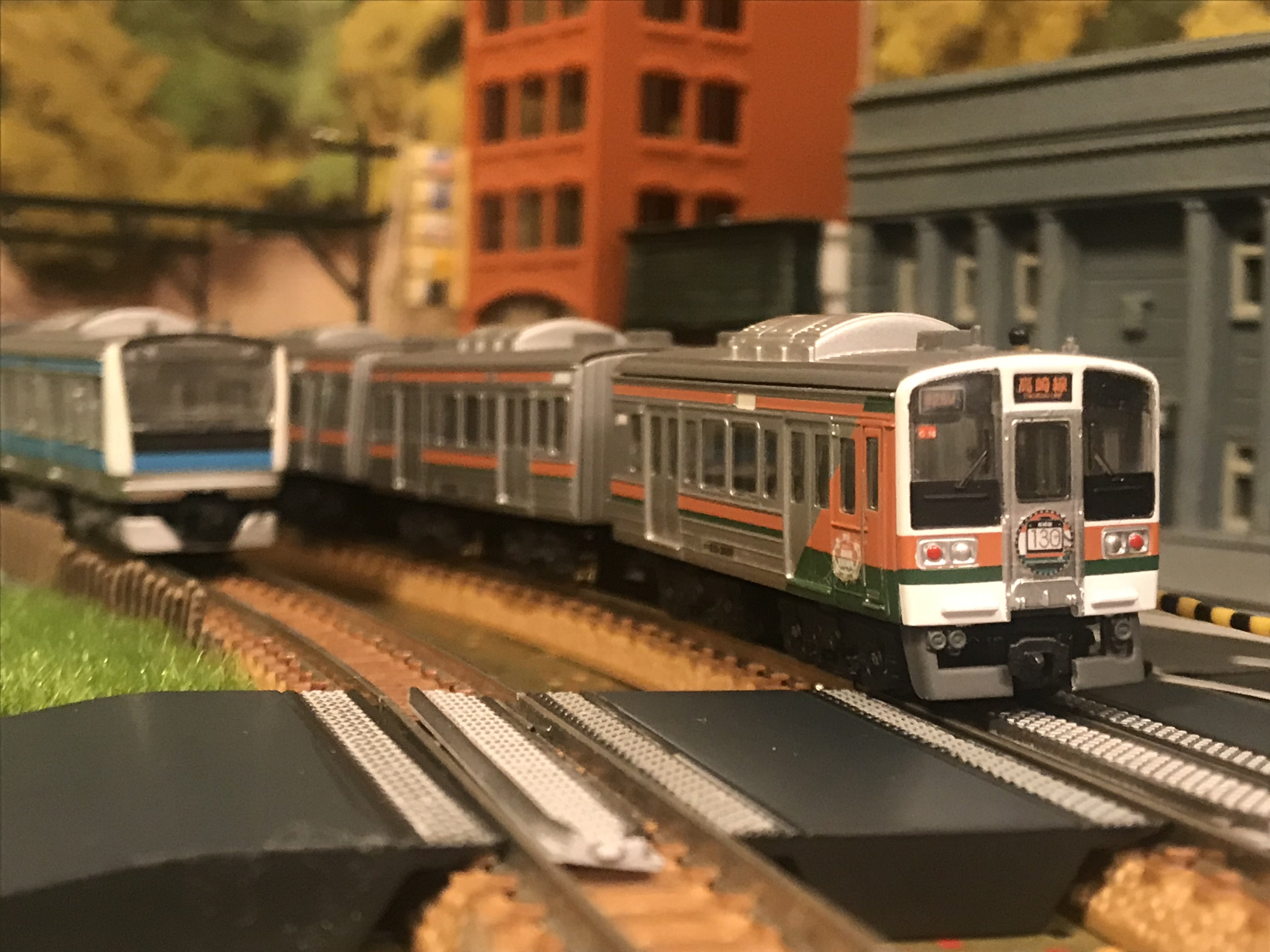 JR東日本 211系 高崎線130周年ラッピング | 京阪神急行Ameba支店