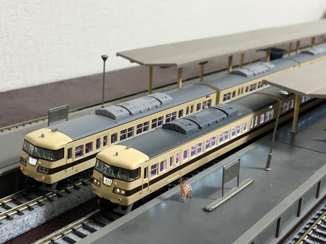 TOMIX 98696 “117-0系近郊電車〈新快速〉セット”入線。〜その3