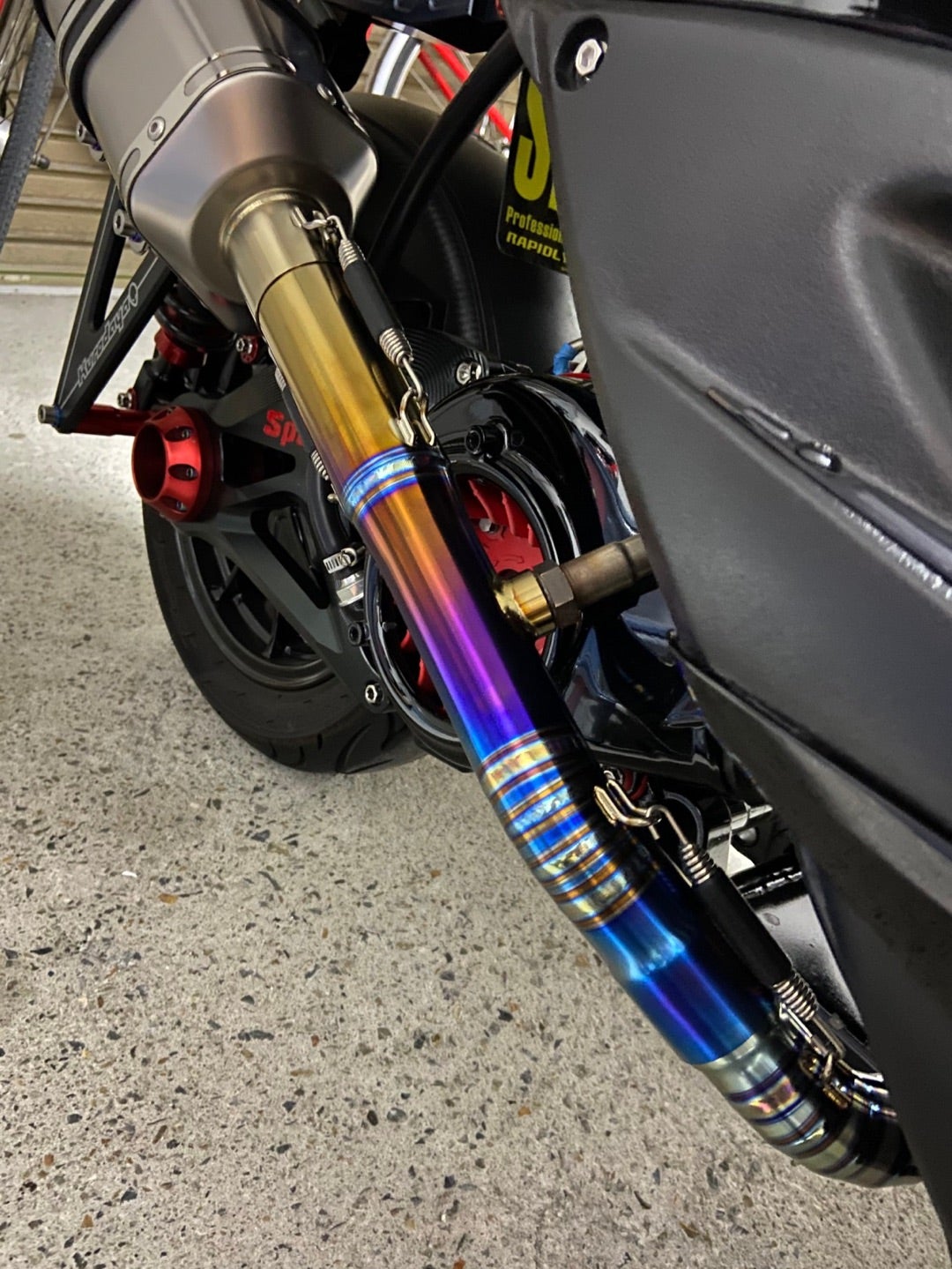 黒田屋のワンオフマフラー | 国内シグナスx泥沼日記