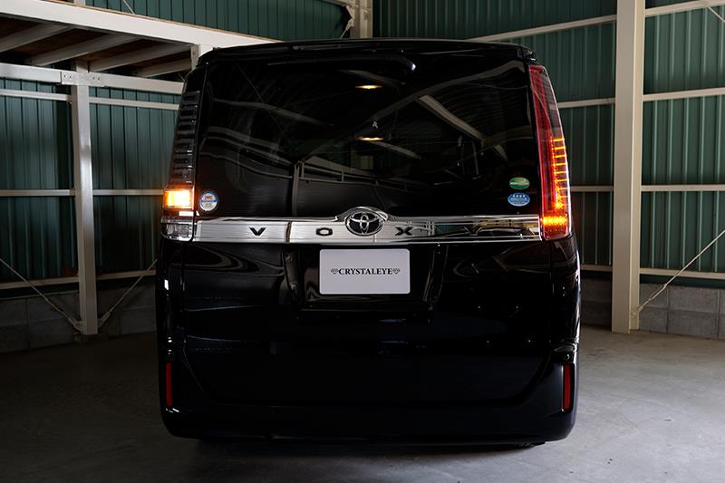 純正テールと比較してみた！ 80系ヴォクシー/ノア/エスクァイア