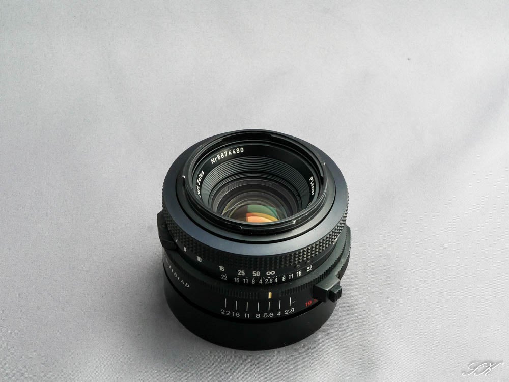 HASSELBLAD F PLANAR 80mm f2.8 | SKの寫眞機道楽