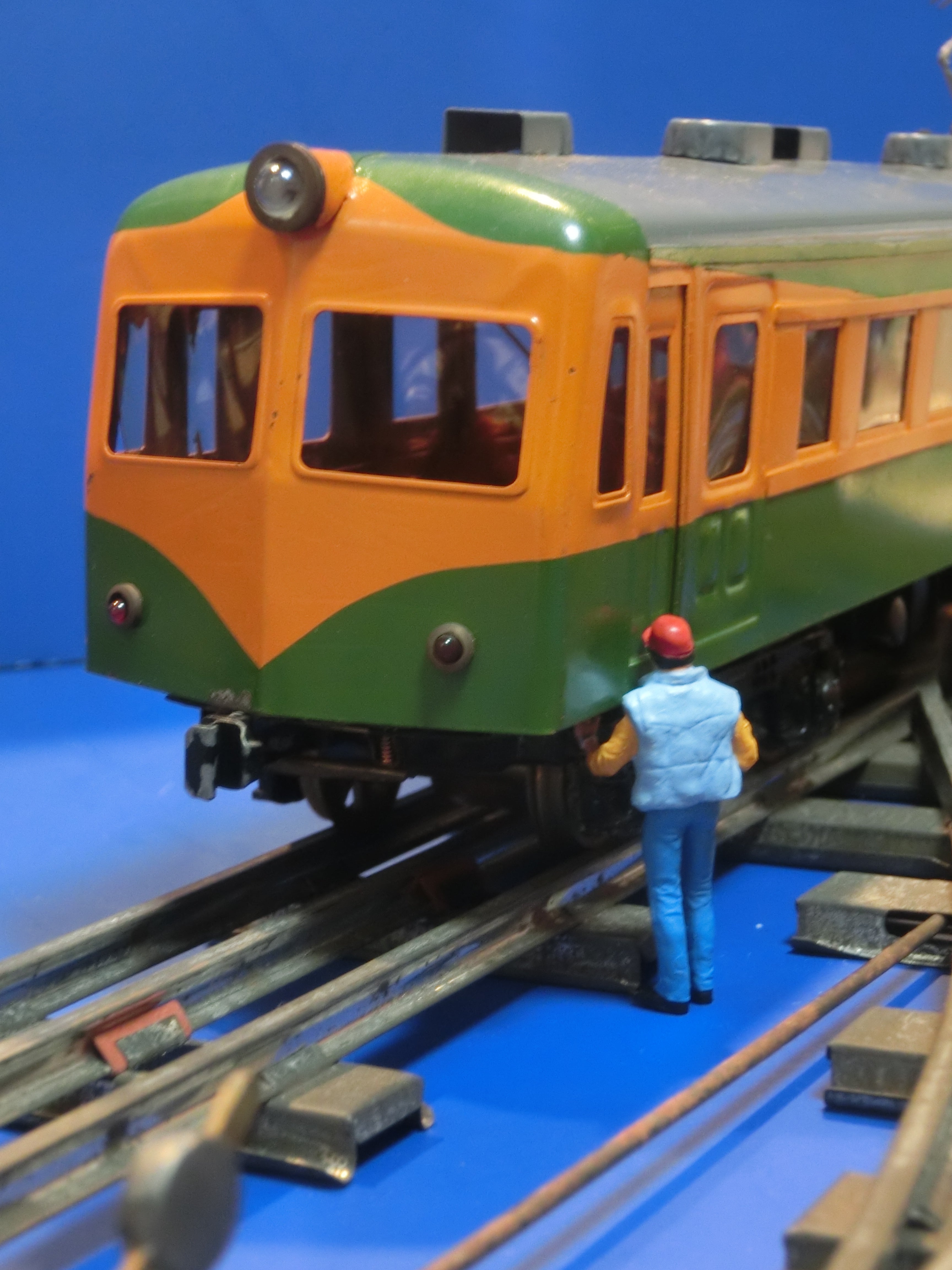 ☆1950年代 三線式Oゲージ つぼみ堂80系湘南電車と70系スカ色 2020謹賀